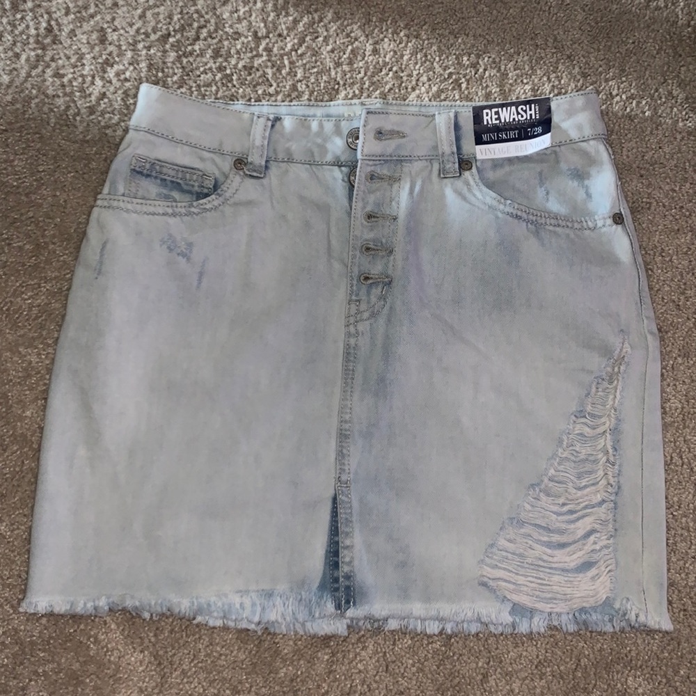 REWASH destructed light denim mini skirt in size 7/28.